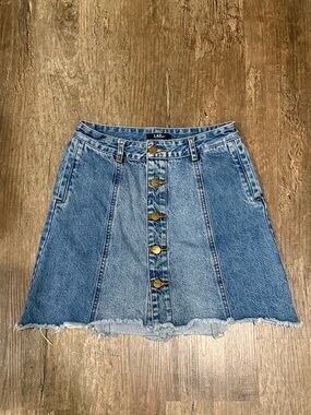Lap Denim Button-Front Blue Denim Skirt